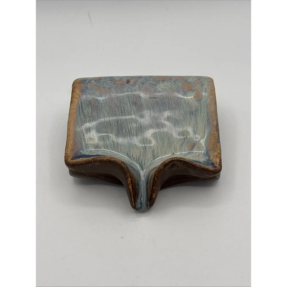 Stoneware Ceramic Sponge Holder & Soap Dish with Drip Spout - Reactive Glaze